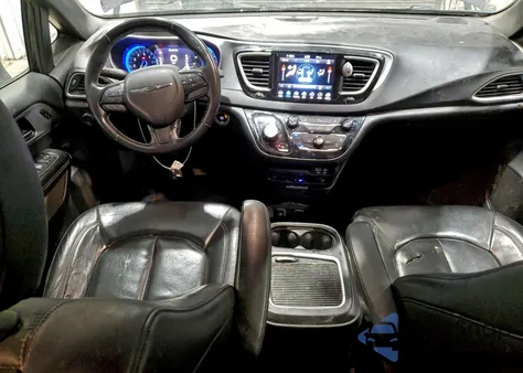 2020 Chrysler Pacifica Touring L Plus z USA, uszkodzony, nr VIN 2C4RC1EG6LR286604